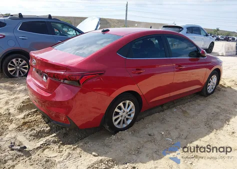 2021 Hyundai Accent Sel z USA, uszkodzony, nr VIN 3KPC24A62ME140680